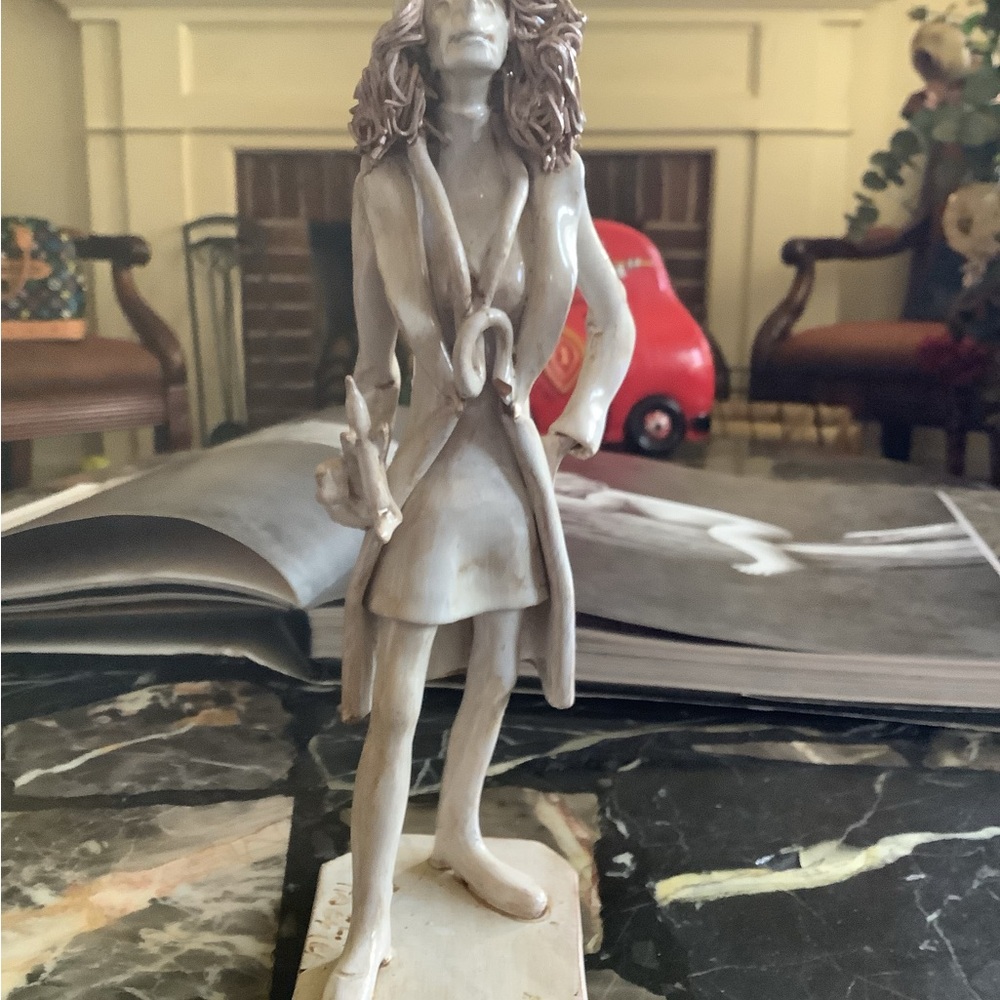 Dino bencini porcelain female doctor spaghetti hair sculpture Italy